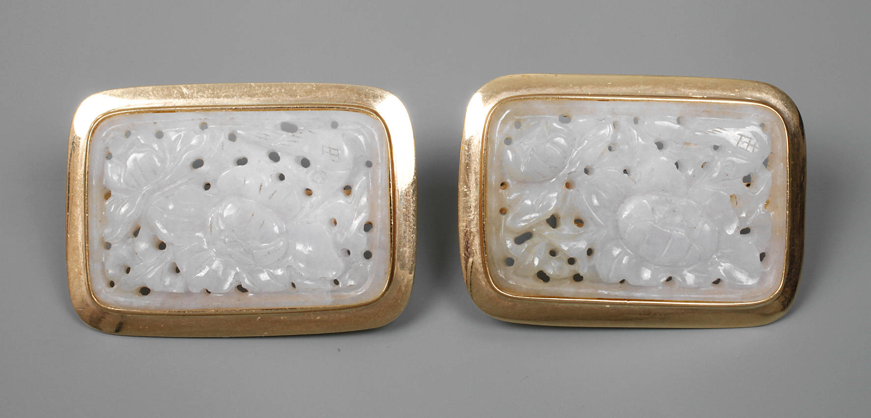 Paar Ohrstecker mit Lavendelquarz