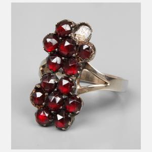 Ring mit Granatrosen