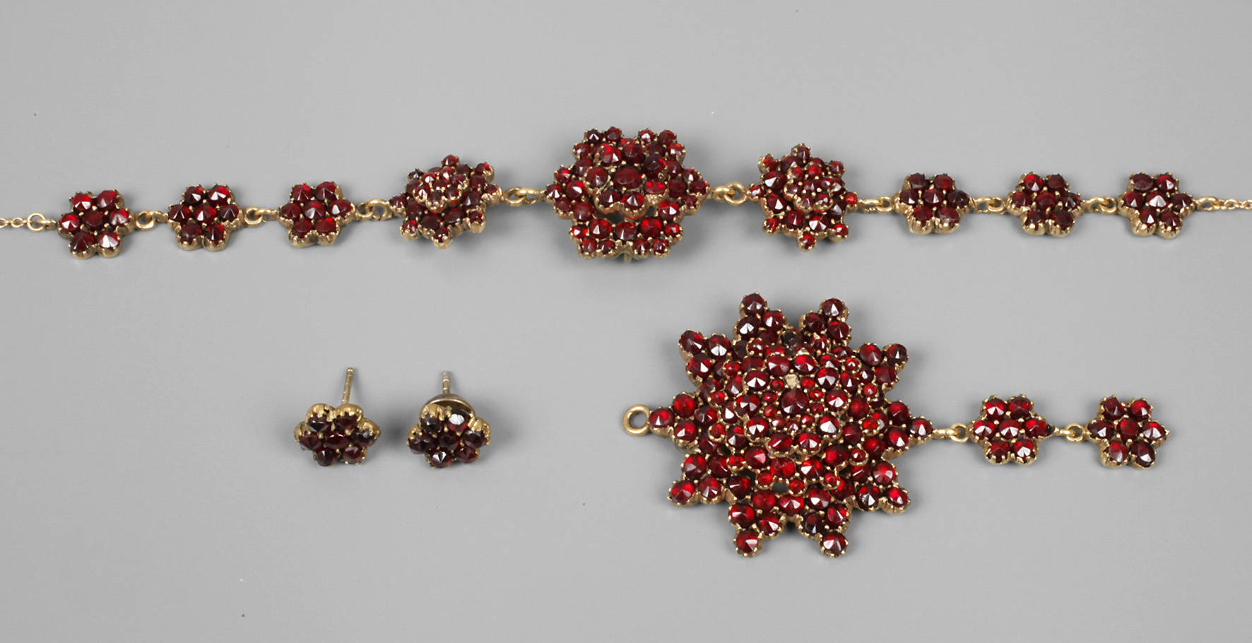 Konvolut Granatschmuck