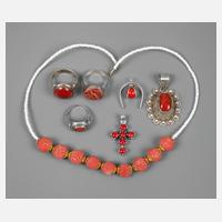 Konvolut Korallenschmuck111