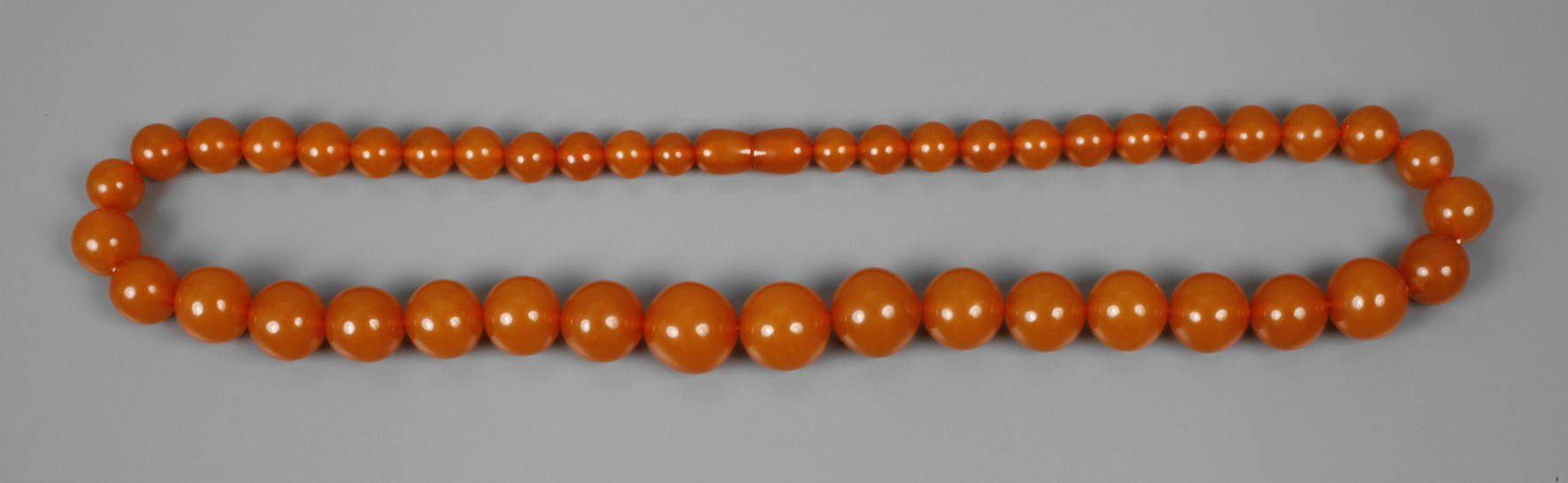 Collier Pressbernstein