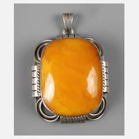 Anhänger mit Bernstein111