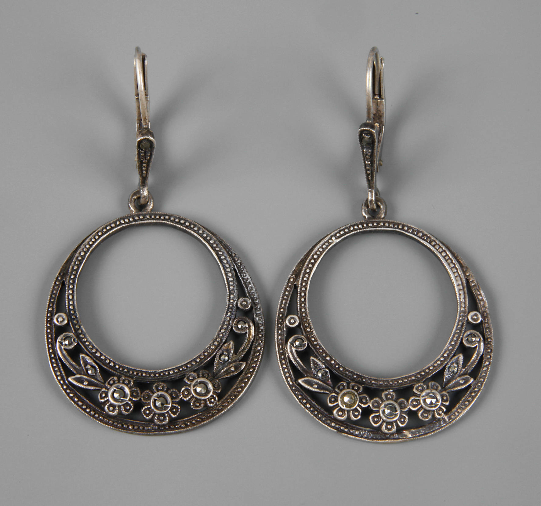 Paar Ohrhänger mit Markasit