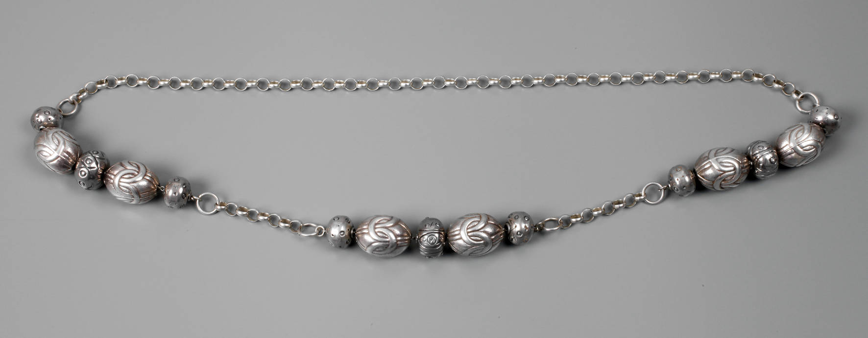 Große Silberkette