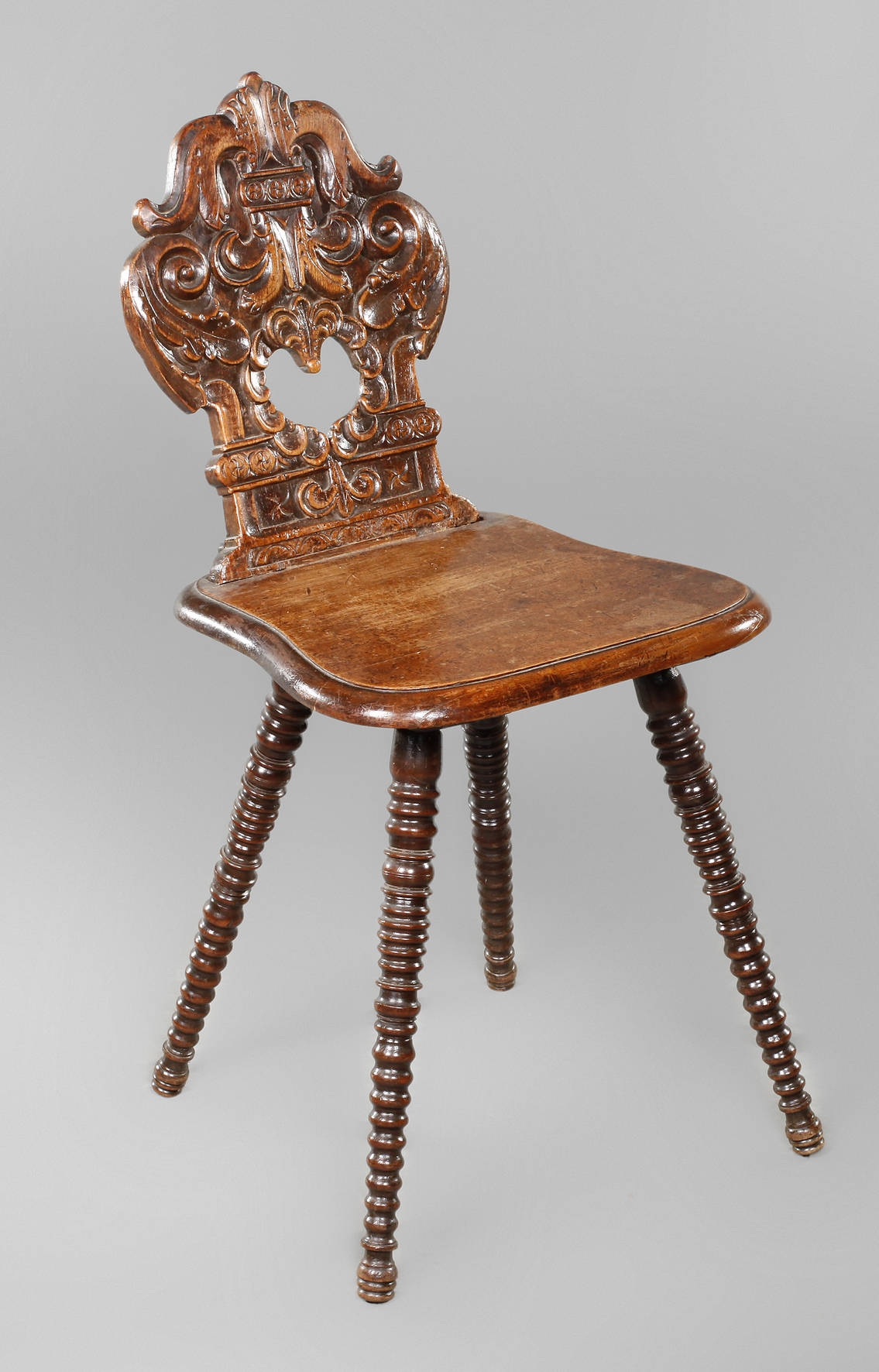 Alpenländischer Brettstuhl