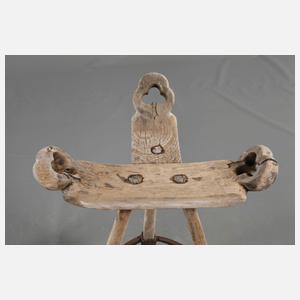 Paar alpenländische Barhocker