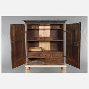 Aufsatzschrank Barock