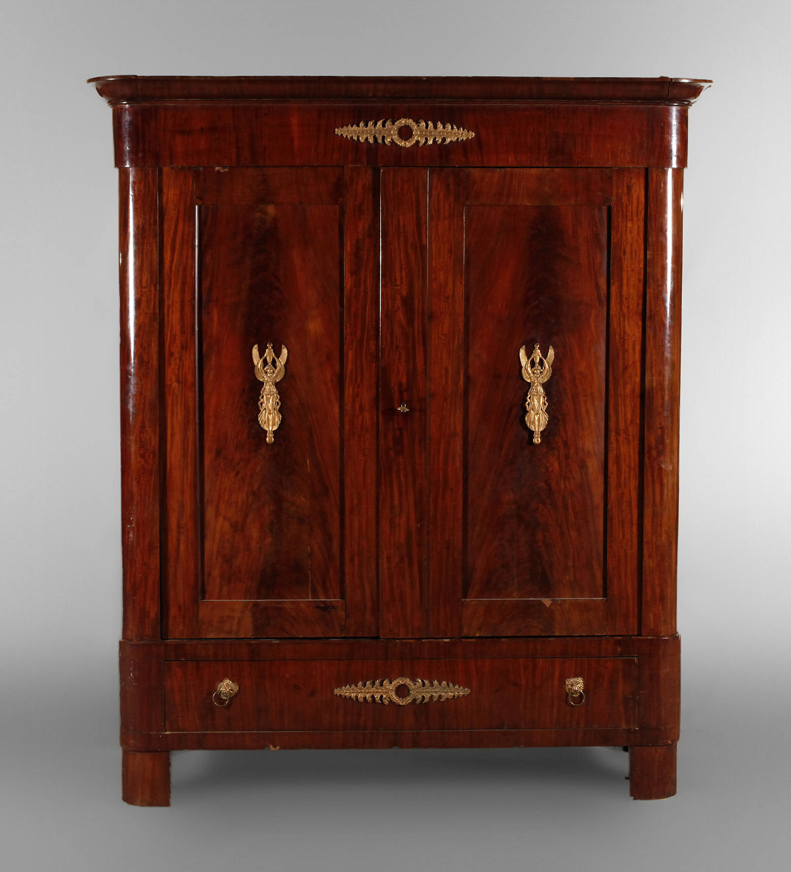 Empire Hallenschrank