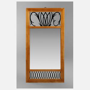 Klassizistischer Wandspiegel