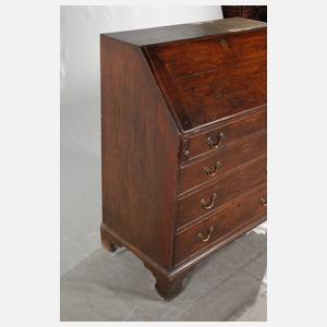 Schrägklappensekretär