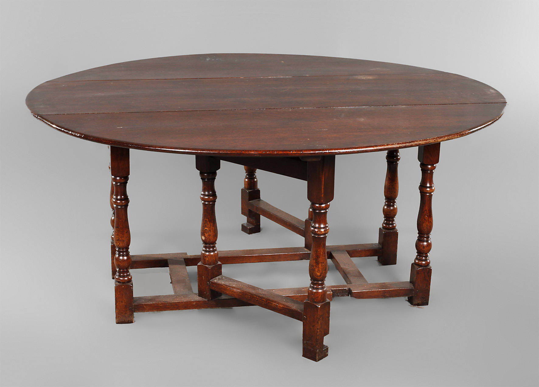 Großer Gateleg-Tisch