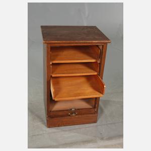 Kleiner Rollschrank