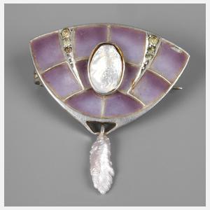 Brosche mit Fensteremaille und Perlen