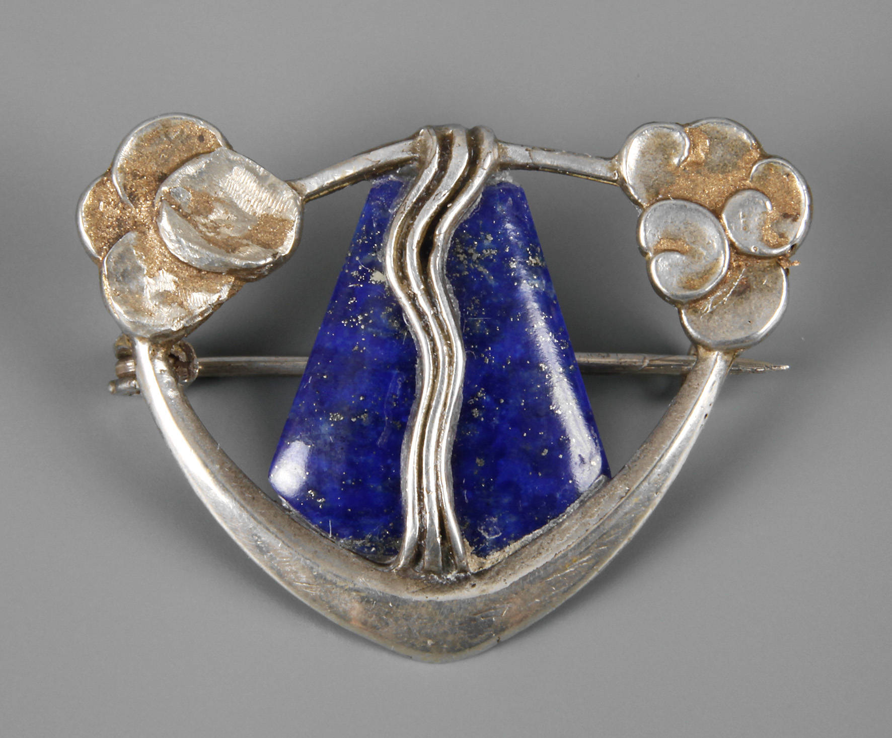 Max Gradl, attr. Brosche mit Lapislazuli