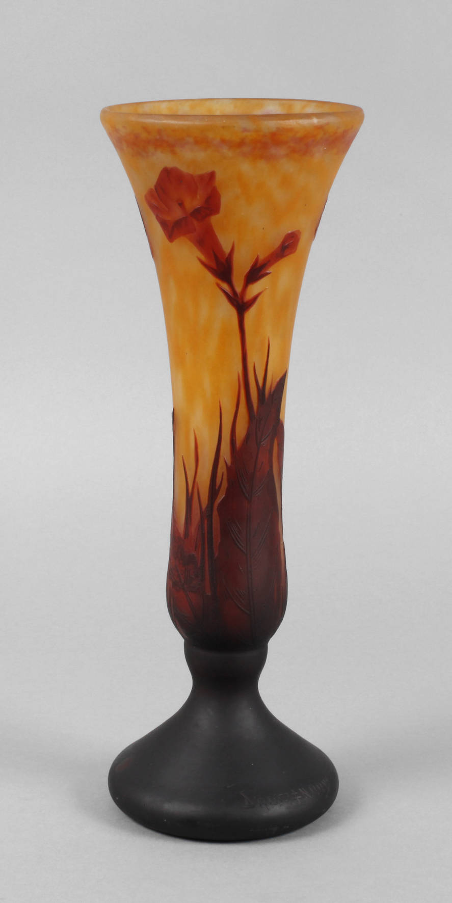 Daum Nancy Vase ”Tabakblüten”