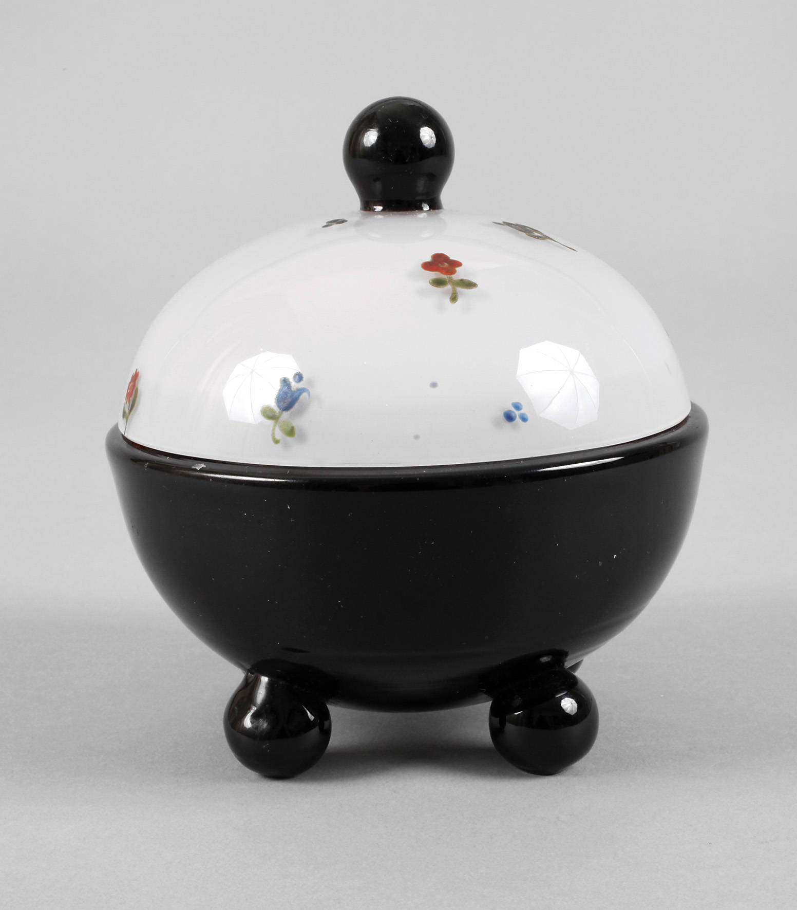 Loetz Wwe. Deckeldose