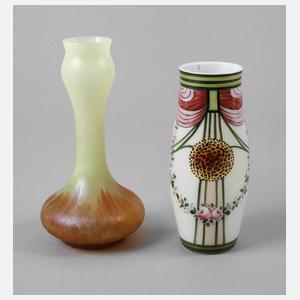 Zwei kleine Jugendstilvasen