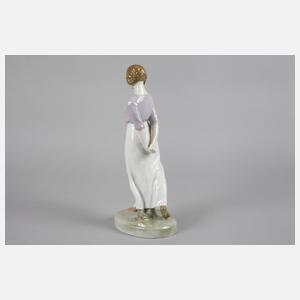 Heubach ”Schreitendes, junges Mädchen”