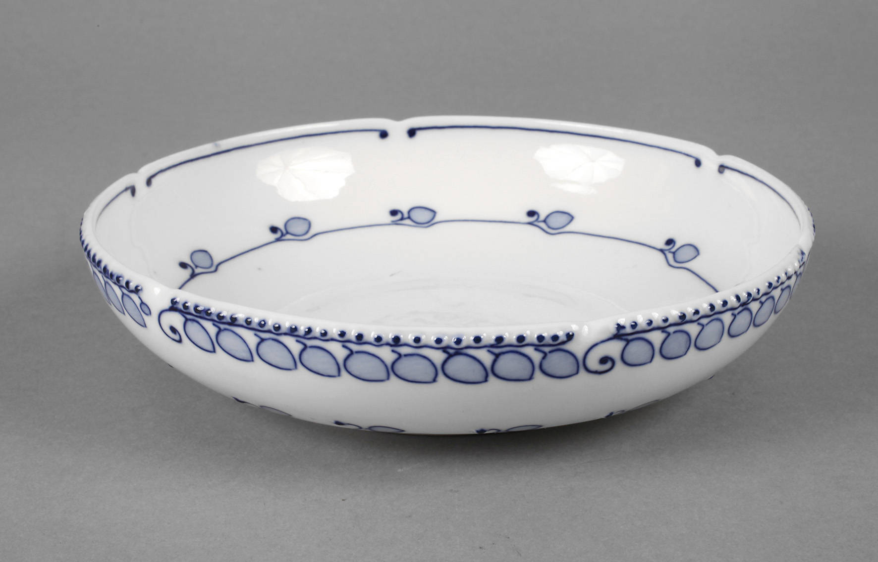 Meissen Schale ”Blaue Rispe”