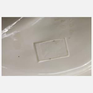 Goldscheider Wien Mädchen mit Haube und Barsoi