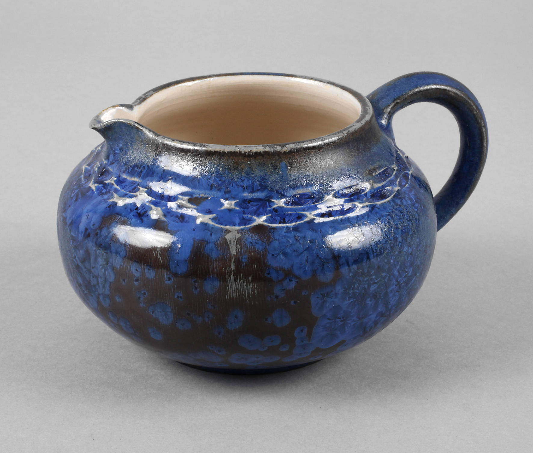 Jugendstilkrug Stuttgart