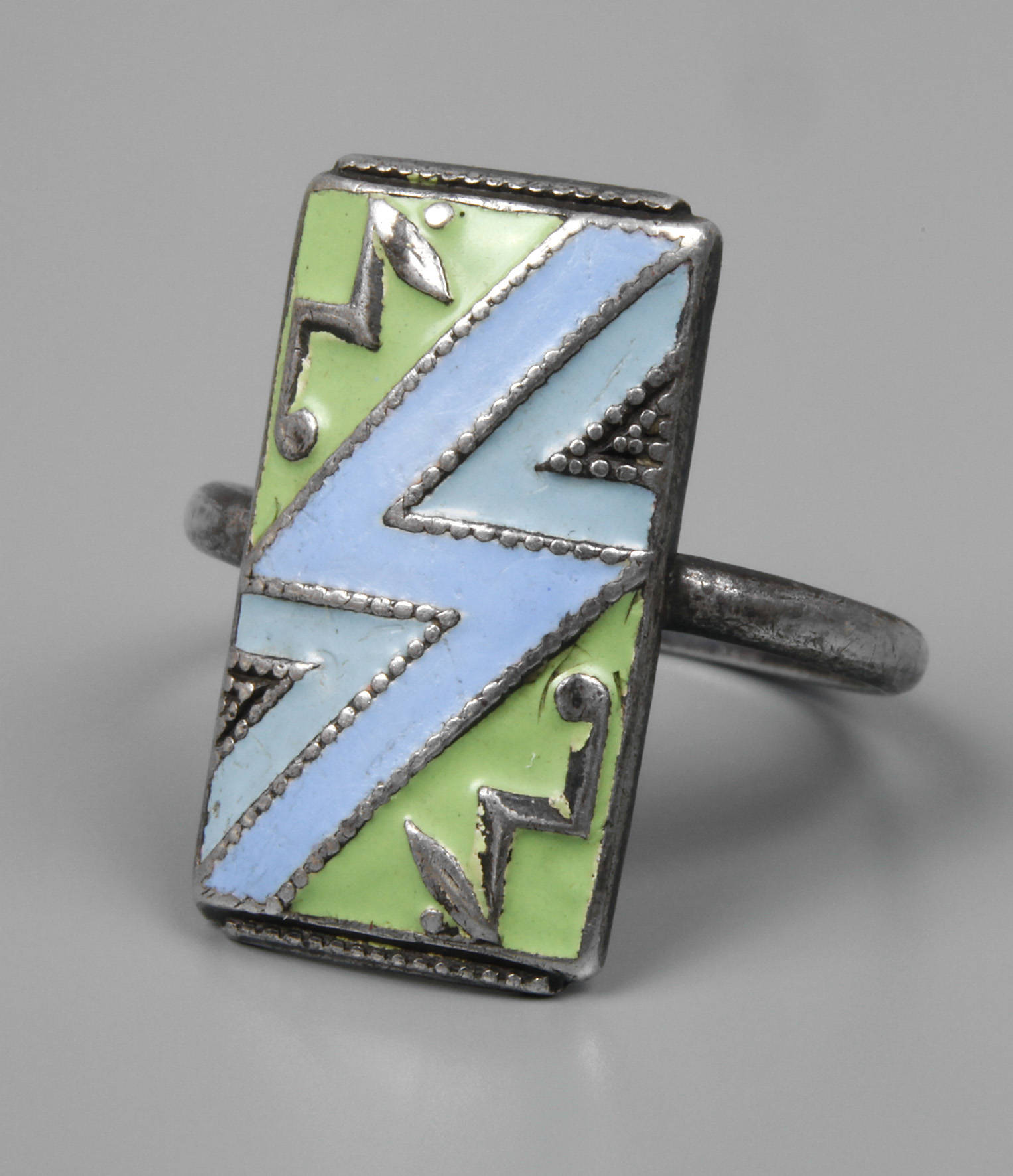 Damenring mit Emailleeinlagen