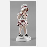 Goldscheider Wien stehendes Mädchen mit Hut111