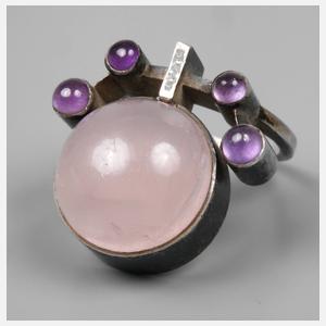 Designerring mit Steinbesatz