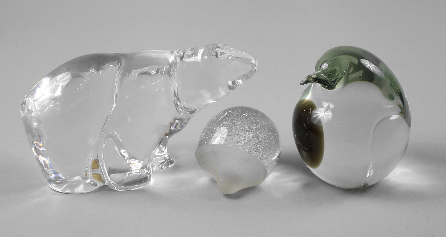 Drei Tiere als Paperweights