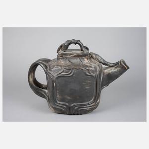 Ulli Wittich-Grosskurth Übergroße Teekanne