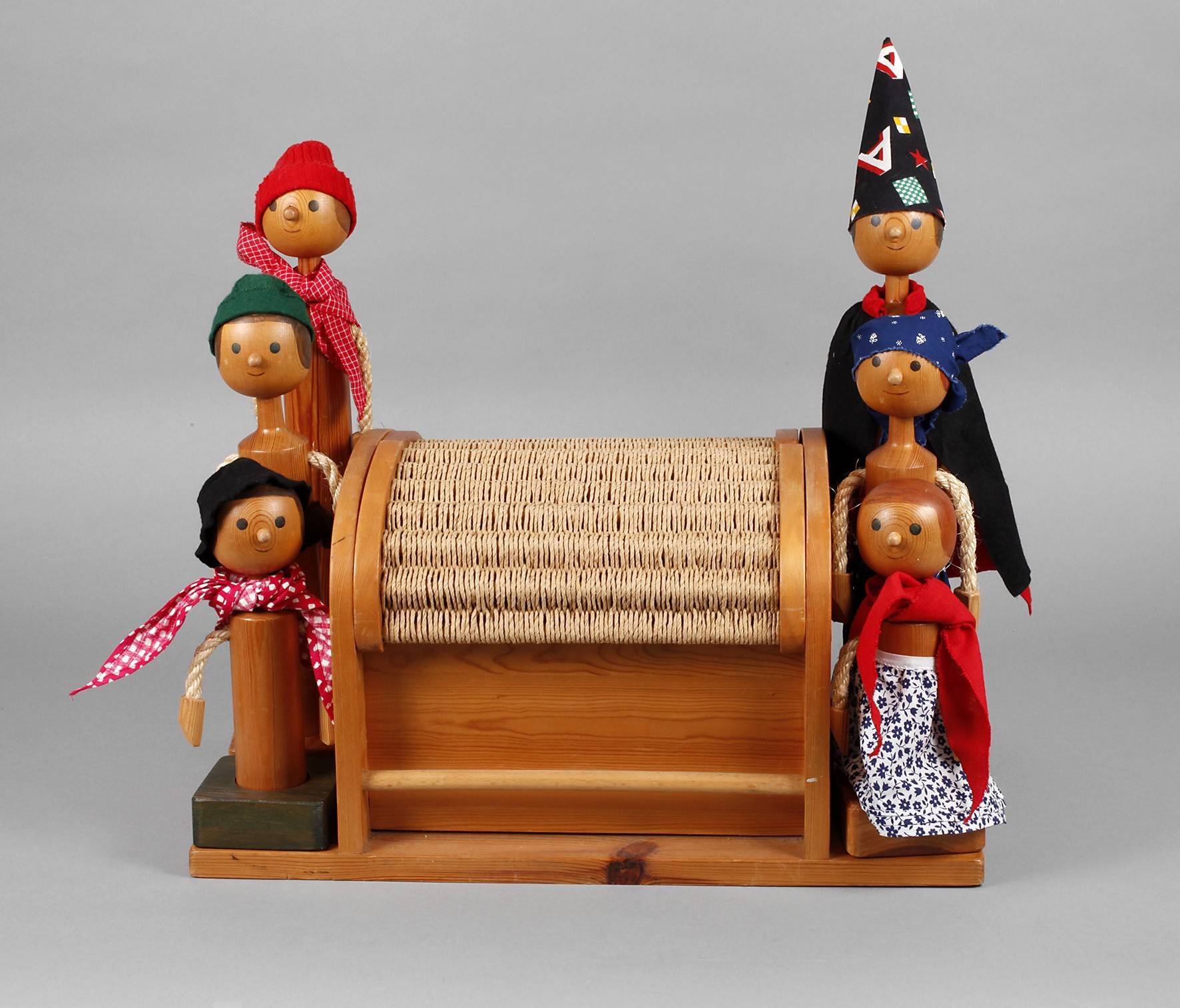 Künstlerpuppen mit Zubehör