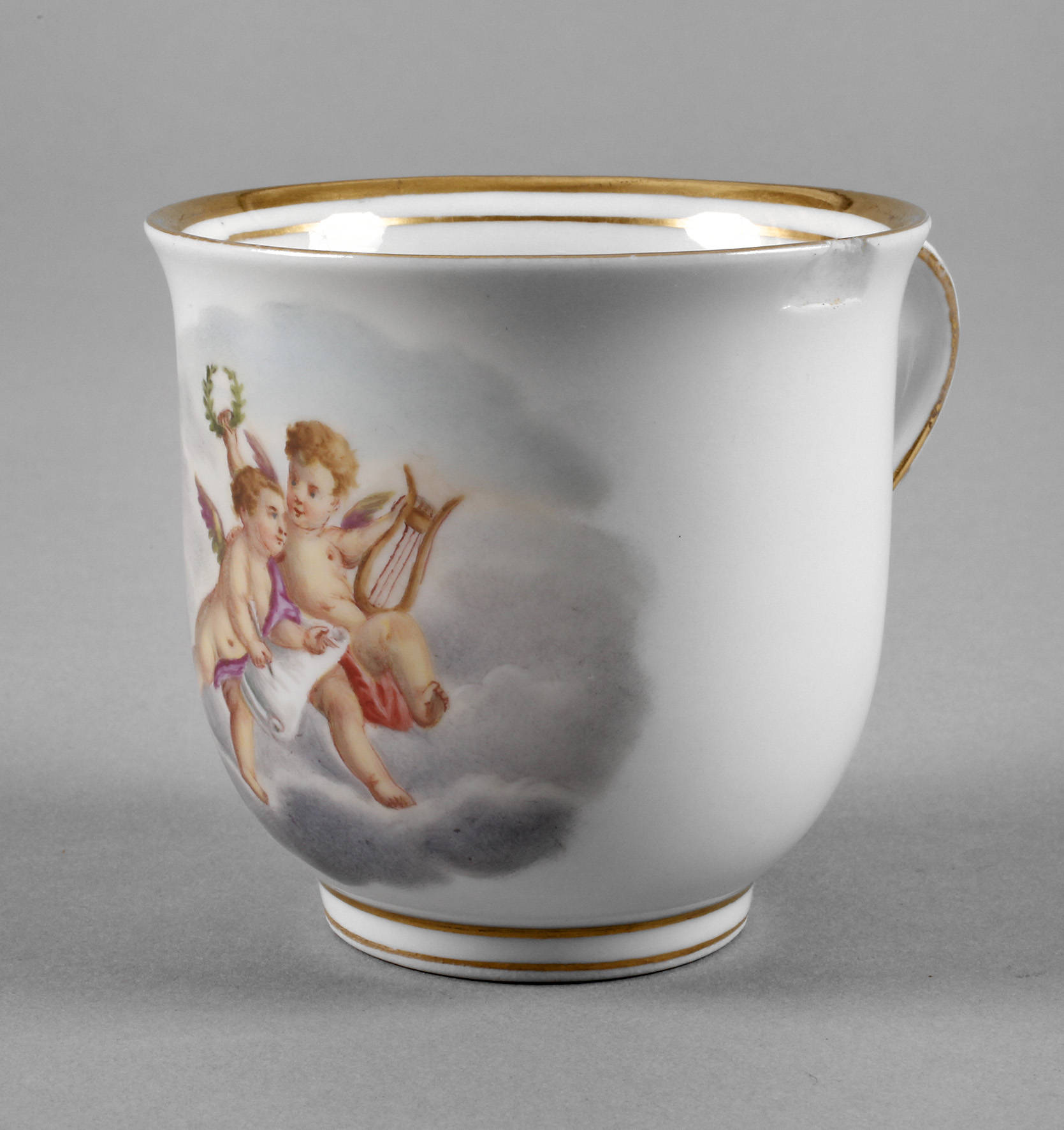 Meissen Tasse Puttendekor