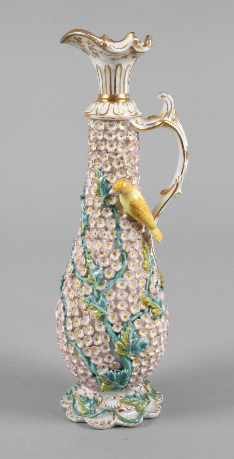 England Karaffe Schneeballdekor