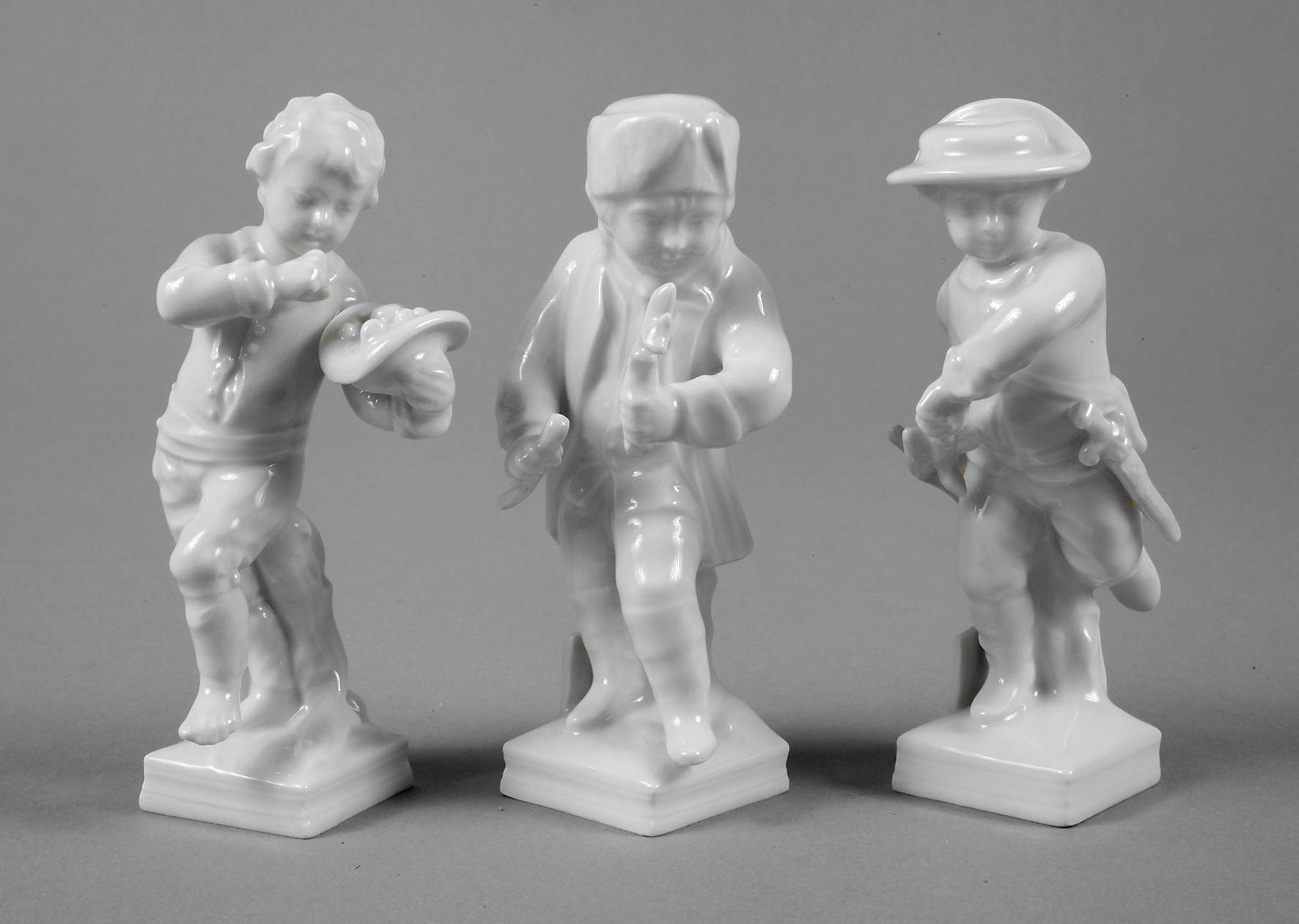 KPM Berlin drei Monatsfiguren