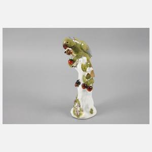 Meissen ”Papagei auf Stamm, fressend”