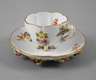Meissen Mokkatasse mit Blütenbesatz