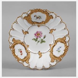 Meissen Prunkteller ”Blume 1”