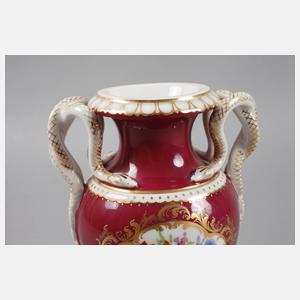 Meissen Schlangenhenkelvase ”Blütenbukett”