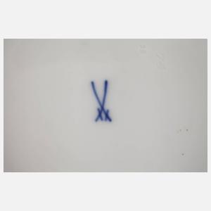 Meissen Deckelterrine/Gemüsenapf ”Blumenbukett”