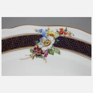 Meissen zwölf Vorspeisenteller Bordüre mit Blumenbuketts