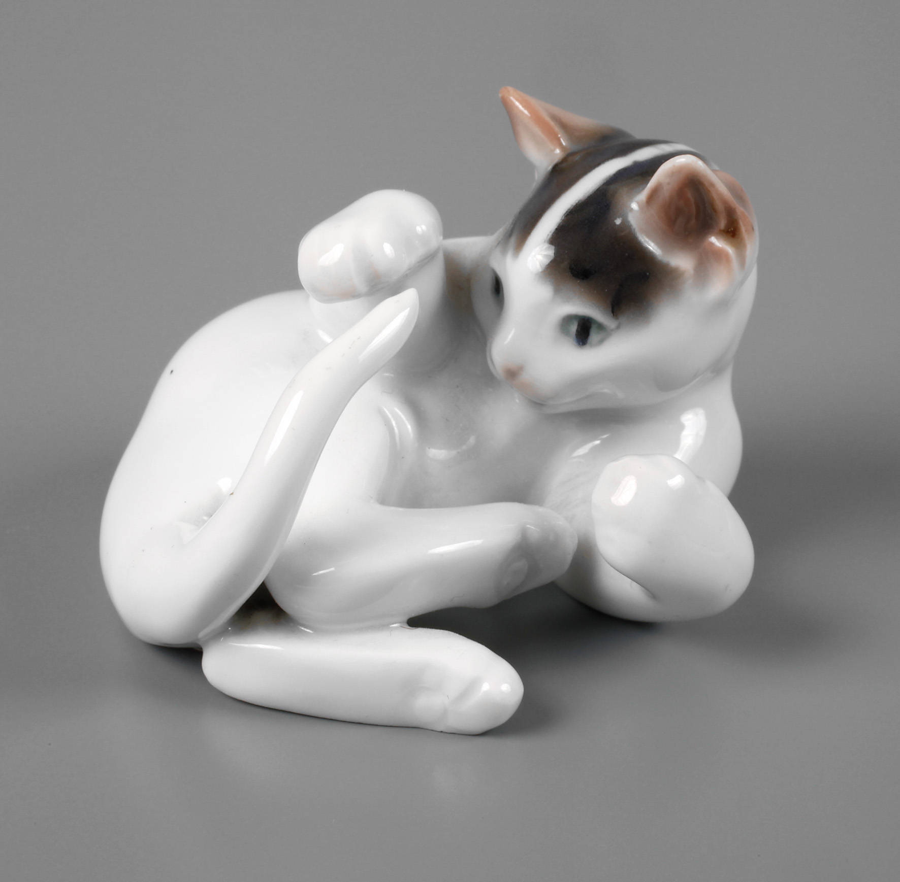 Rosenthal Miniatur ”Liegende Katze”