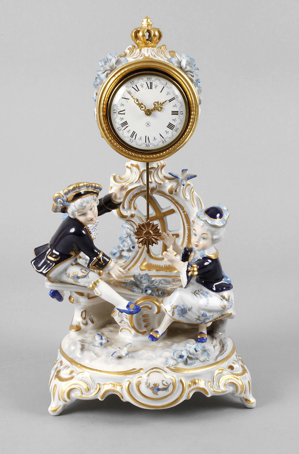 Sandizell figürliche Kaminuhr