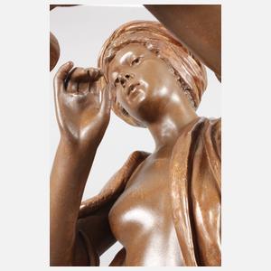 Goldscheider Wien große Figur ”Schlangenzauberin”