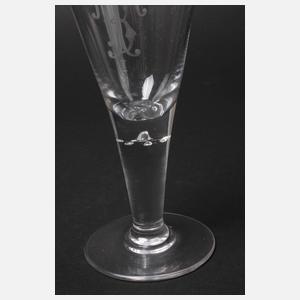 Spitzkelch mit königlichem Wappen