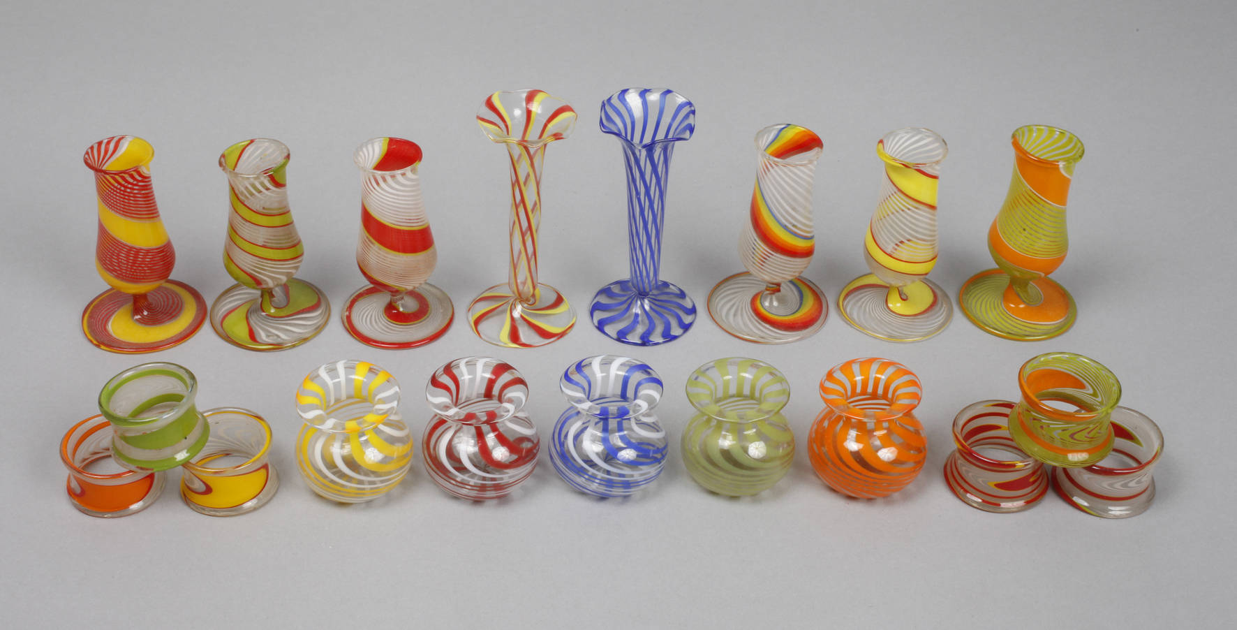 Lauscha Konvolut Miniaturvasen