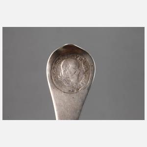 Silberlöffel mit Münze