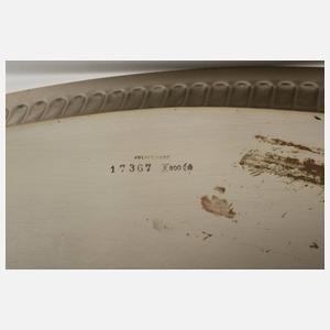 Großes Tablett als Ehrengeschenk