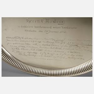 Großes Tablett als Ehrengeschenk