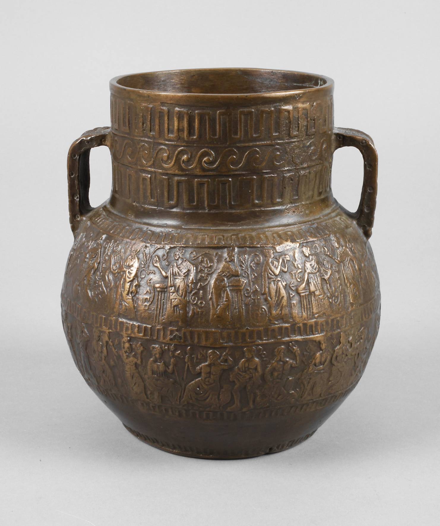 Gedrungene Bronzepelike, Antikenrezeption