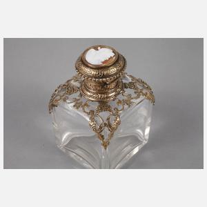 Flakon mit Muschelkamee